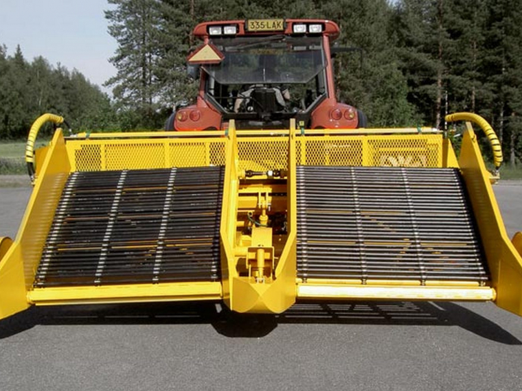 ВАЛКОВАТЕЛЬ КУСКОВОГО ТОРФА ZKT-MERIPEAT KA-4.0 T