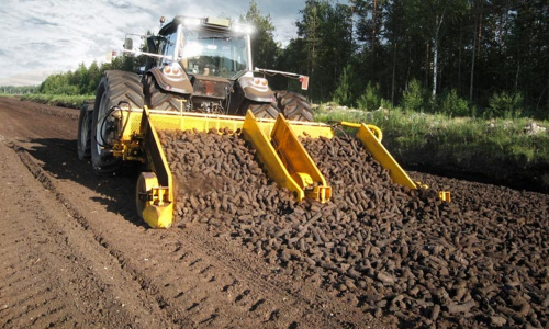 ВАЛКОВАТЕЛЬ КУСКОВОГО ТОРФА ZKT-MERIPEAT KA-4.0 T