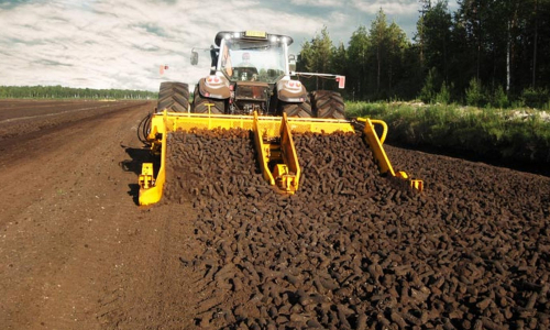 ВАЛКОВАТЕЛЬ КУСКОВОГО ТОРФА ZKT-MERIPEAT KA-4.0 T